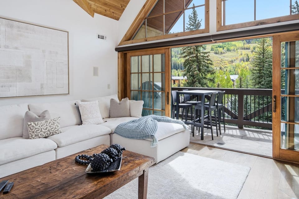 Vail Mountain View #402 condo Apartment in Vail