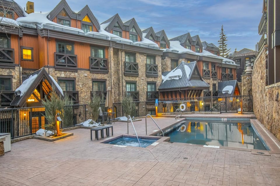 Vail Mountain View #402 condo Apartment in Vail