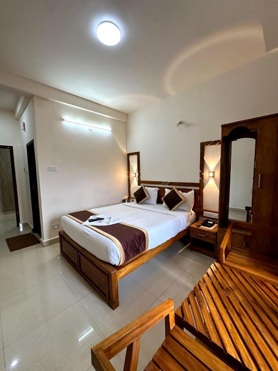Bed, Photo of the whole room, Bedroom, wardrobe