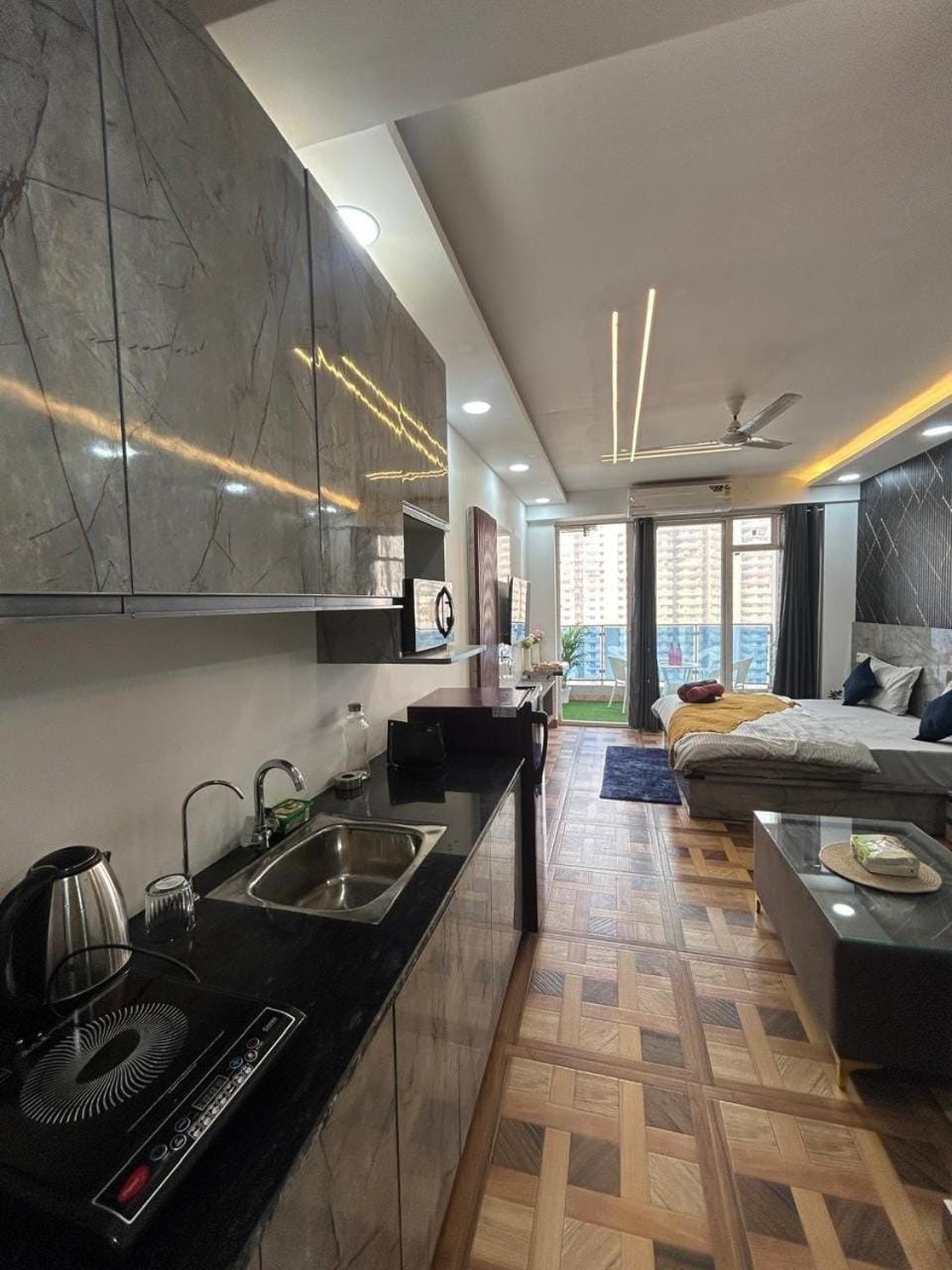 Stunning private Studio Apartment - Elegance Homes Apartment in Noida