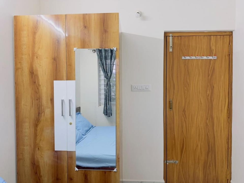 1BHK near Sarjapur road with lift 102 Apartment in Bengaluru