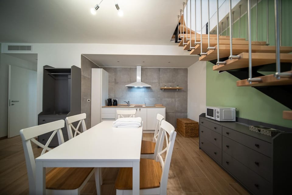 Kitchen or kitchenette, Living room, Dining area