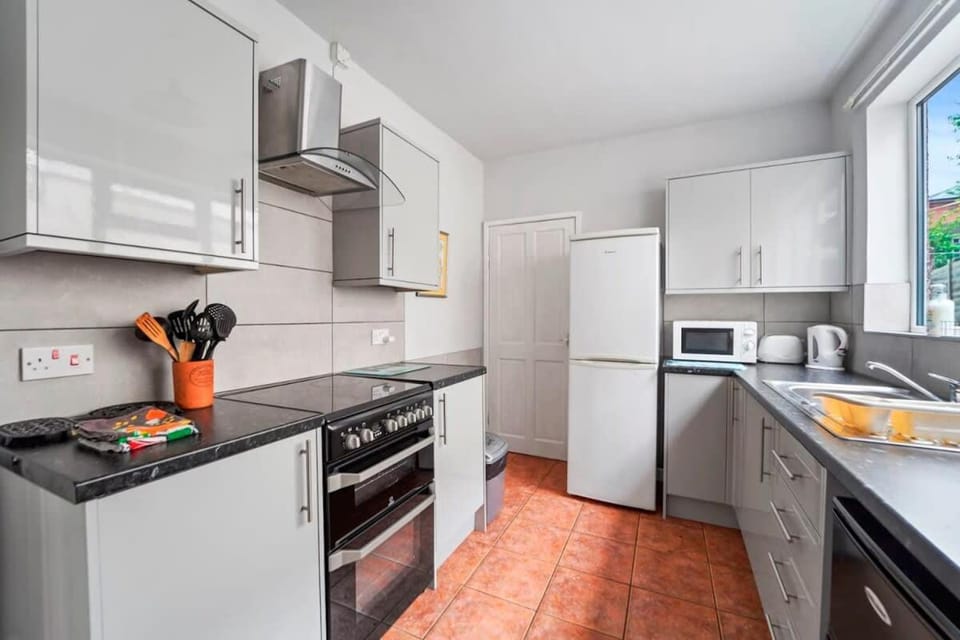 Kitchen or kitchenette, oven, stove, toaster