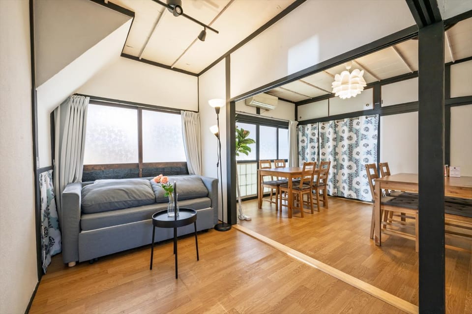 YK House JR糸崎駅から徒歩3分 尾道まで車で15分の利便性の高いおしゃれ古民家ステイ supported by COCOSTAY House in Hiroshima Prefecture
