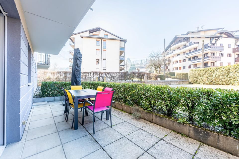 Property building, Balcony/Terrace