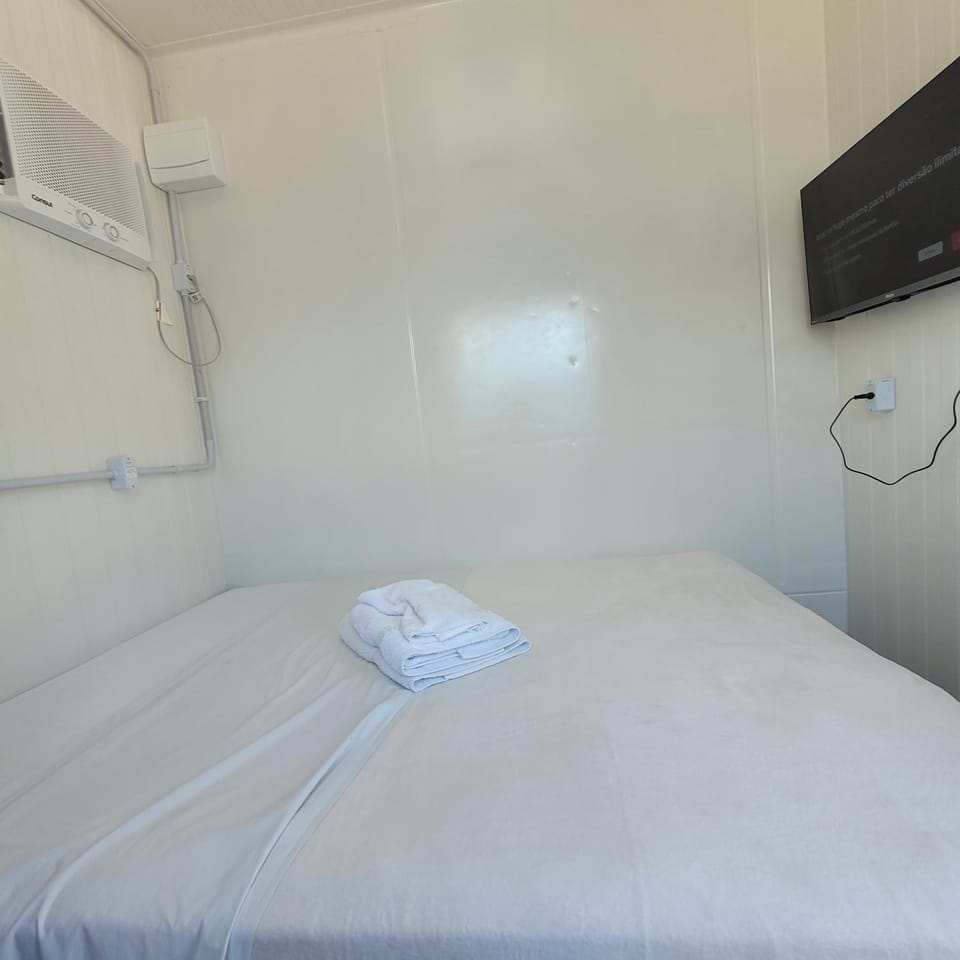 Quitinete Container 1 - Pântano do Sul Apartment in Florianopolis