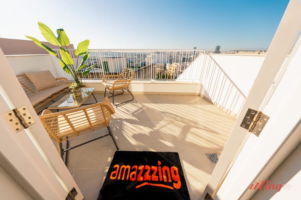 Balcony/Terrace, Balcony/Terrace
