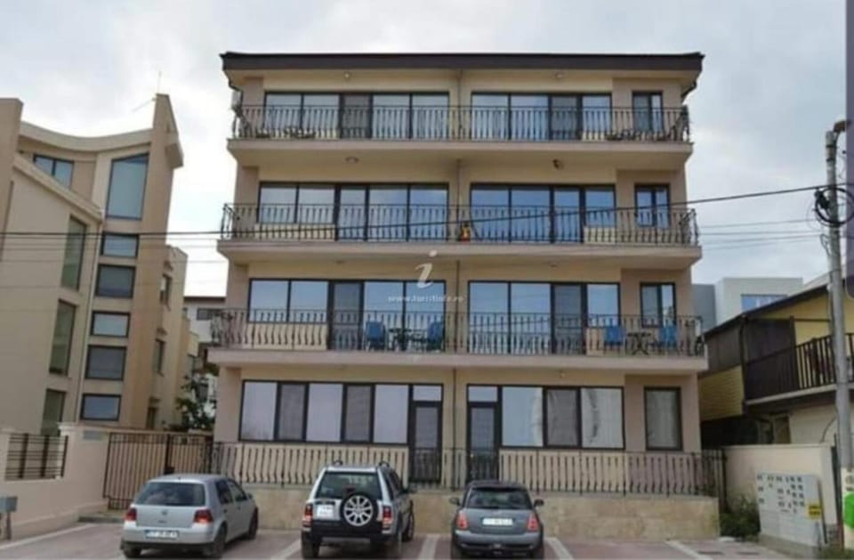 Apartament Moncheri Apartment in Constanța County