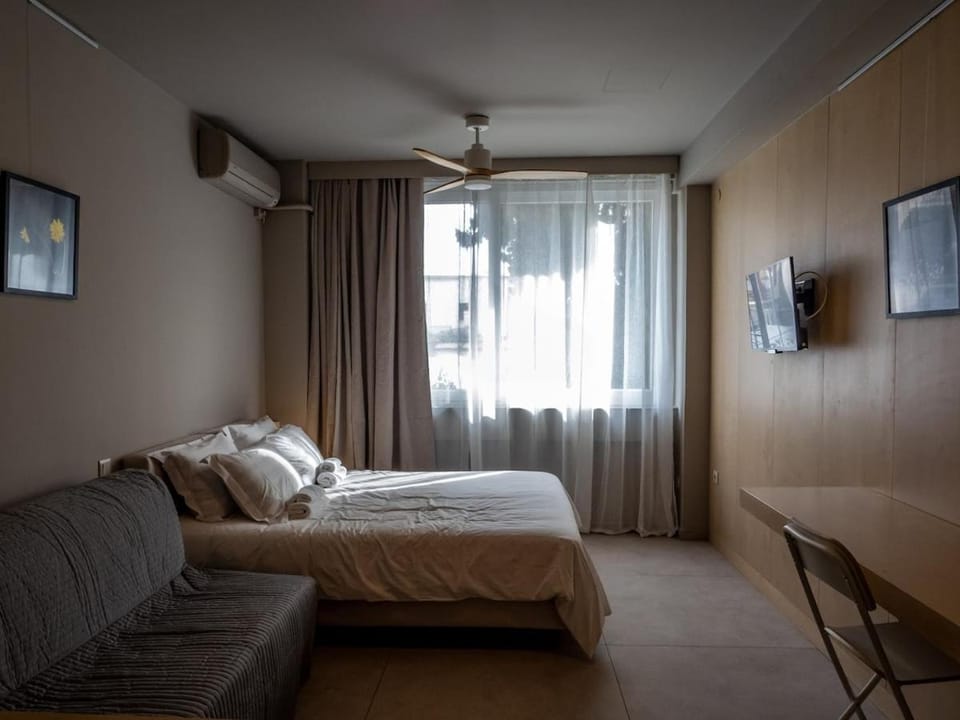 Downtown photographer's studio Apartment in Euboea