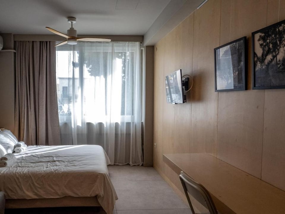 Downtown photographer's studio Apartment in Euboea