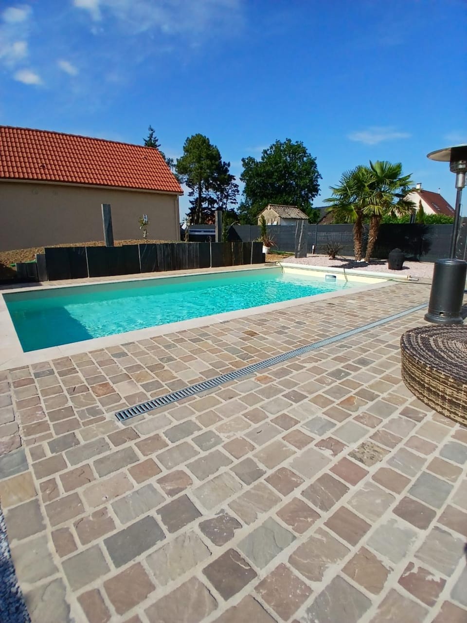 Swimming pool, Swimming pool