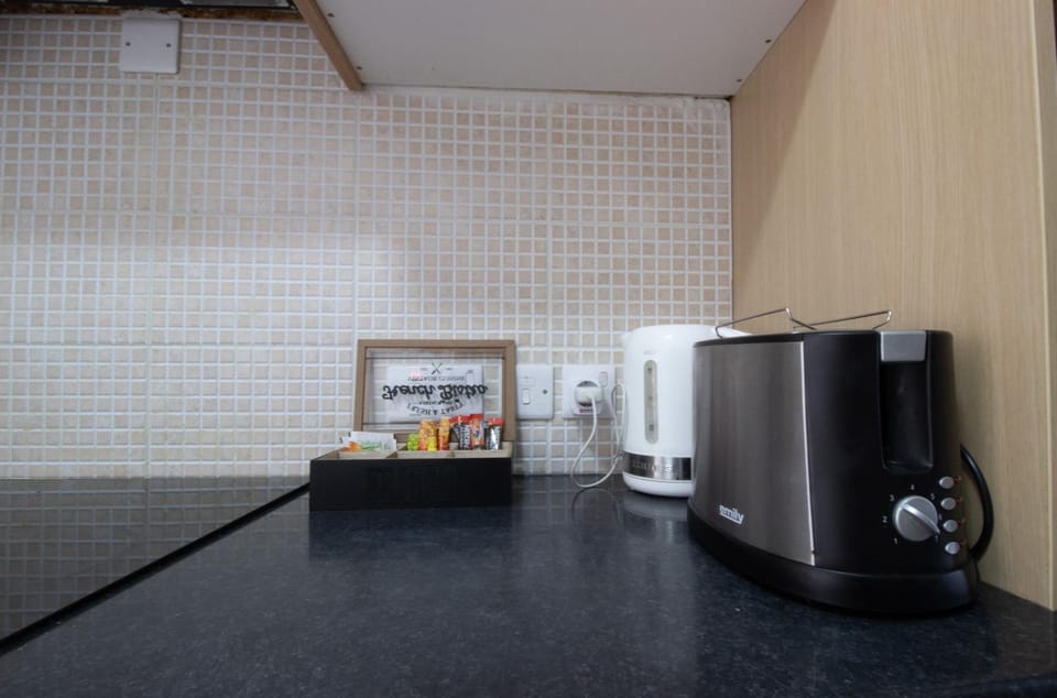 Coffee/tea facilities, Kitchen or kitchenette, toaster