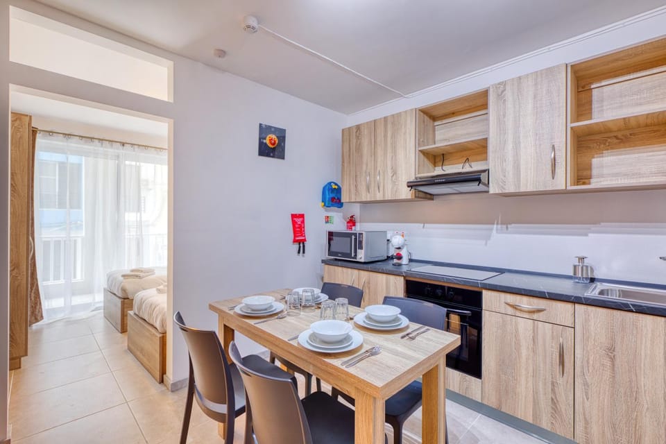 New! Modern Studio in central Malta by SF Homes Apartment in Malta