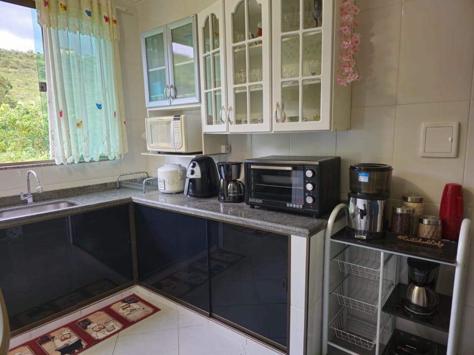 Casa Completa com Varanda Garagem Wi fi Suíte Apartment in State of Rio de Janeiro