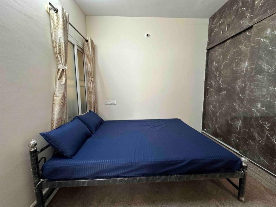 Wonderful 2Bhk 950M from JP nagara Metro 2nd Floor Apartment in Bengaluru