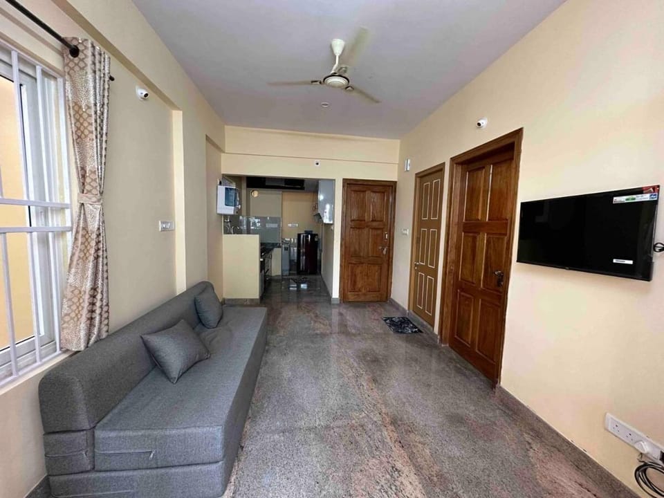 Wonderful 2Bhk 950M from JP nagara Metro 2nd Floor Apartment in Bengaluru