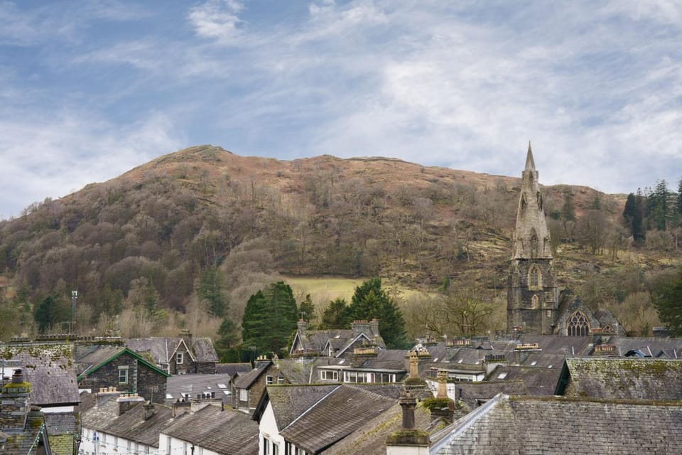 Fell View Residences Lakes Escape by LetMeStay Apartment in Ambleside