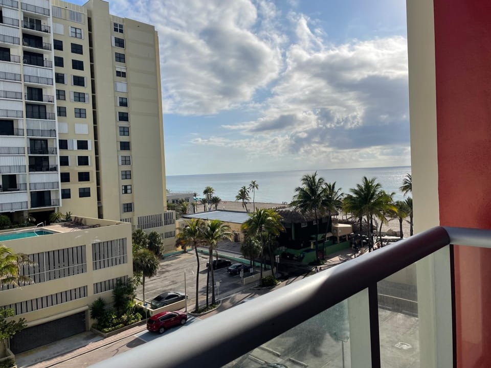 Ocean Dream at Costa Hollywood Hotel in Hollywood Beach