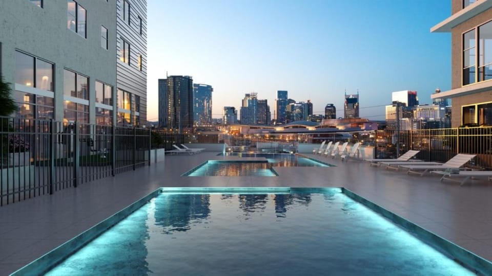 Pool view, Swimming pool