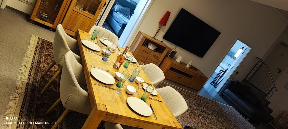 Food and drinks, Dining area, Food, Breakfast, Dinner