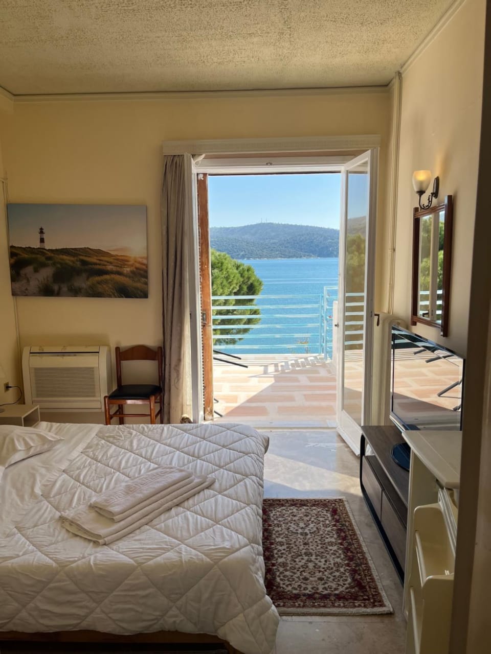 Hotel Stratos Hotel in Peloponnese, Western Greece and the Ionian