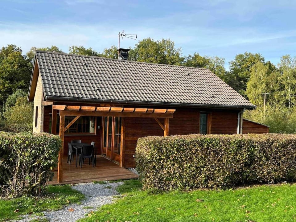 Cottage entier 4 ou 6 personnes gîte 19 House in Grand Est