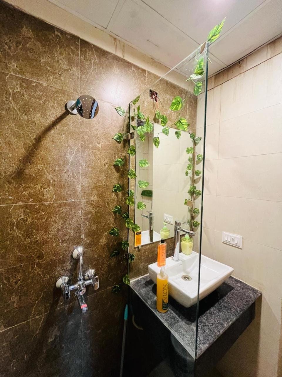 Gaur City Center Studio Apartment Vacation rental in Noida