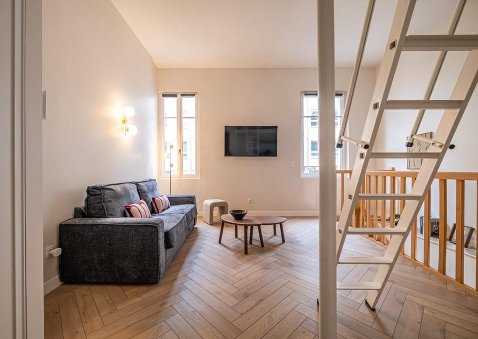 Héra - Palace Hôtel - N2 Apartment in Tours