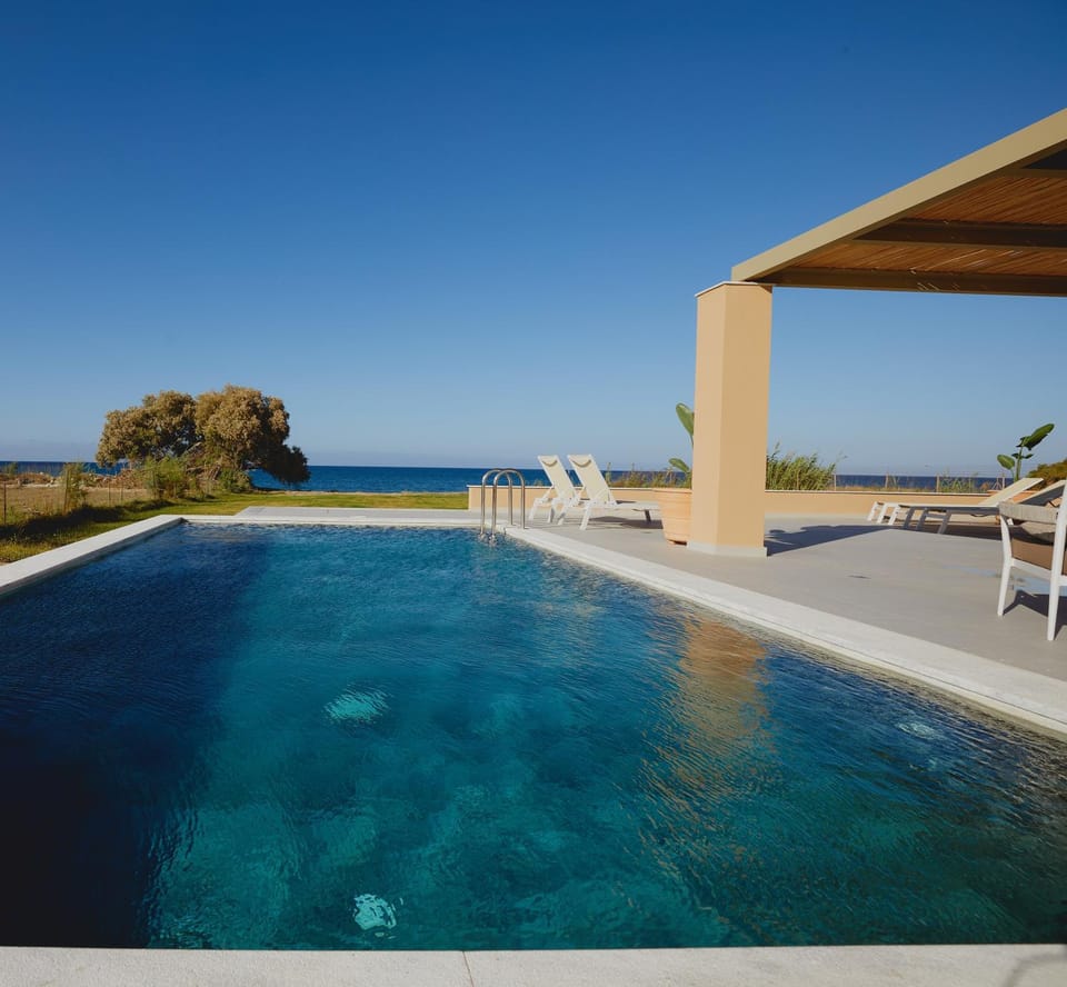 Beach, Swimming pool