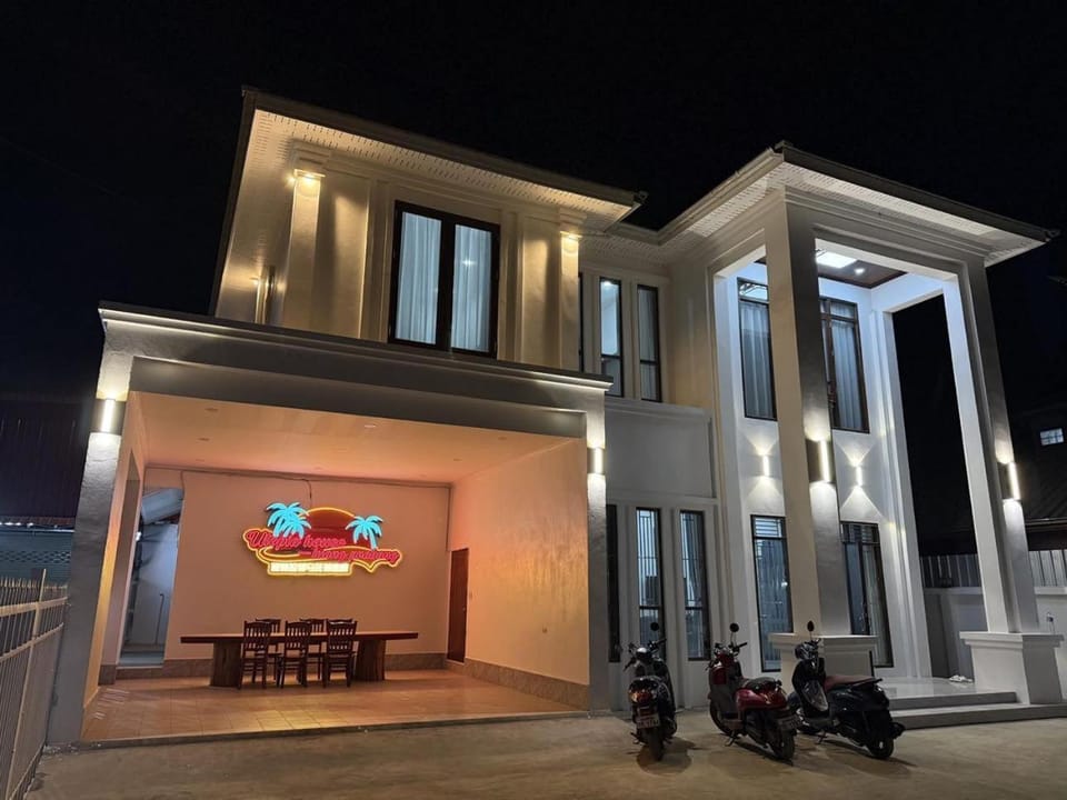 Property building, Night
