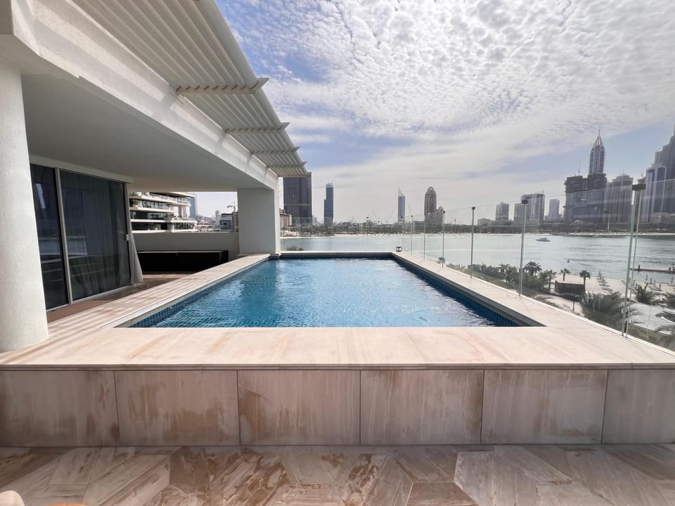 Pool view, Swimming pool