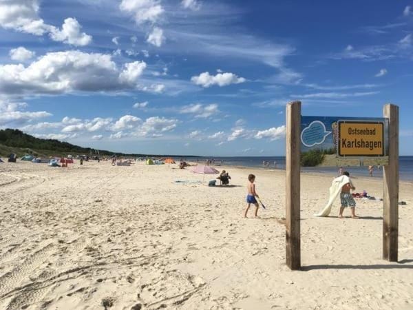 Nearby landmark, Beach, Evening entertainment, Sea view, children