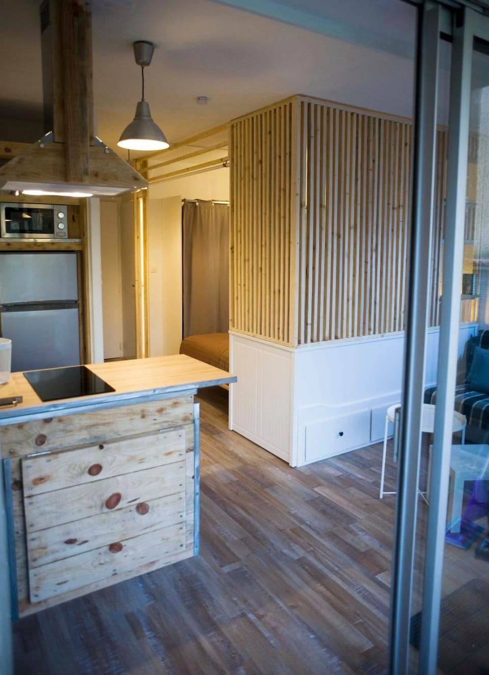 Appartement T1bis avec véranda et jardinet Apartment in Occitanie