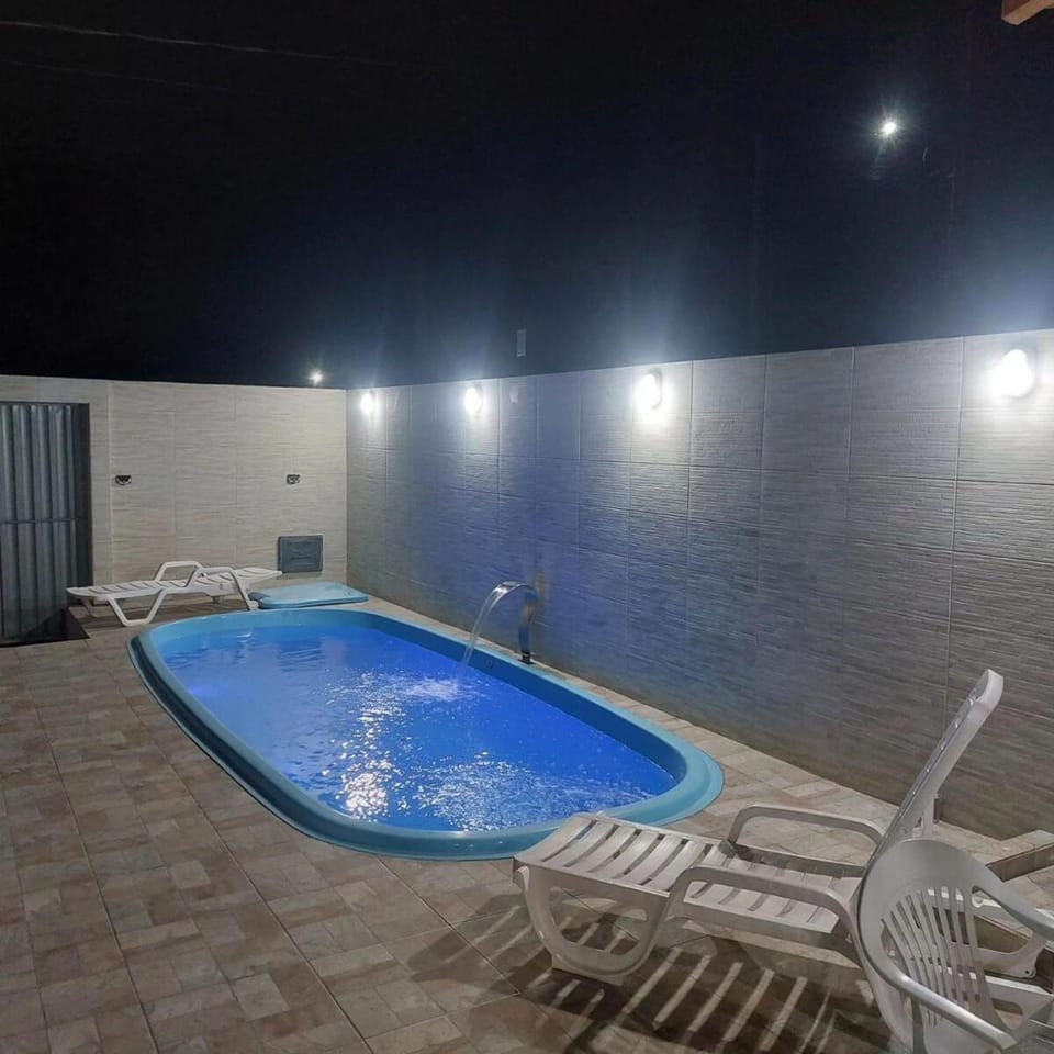 Morada Alegre House in Penha