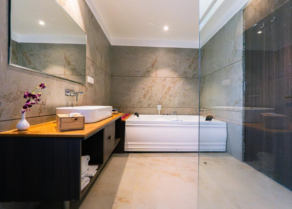 Toilet, Bathroom, Bath, towels