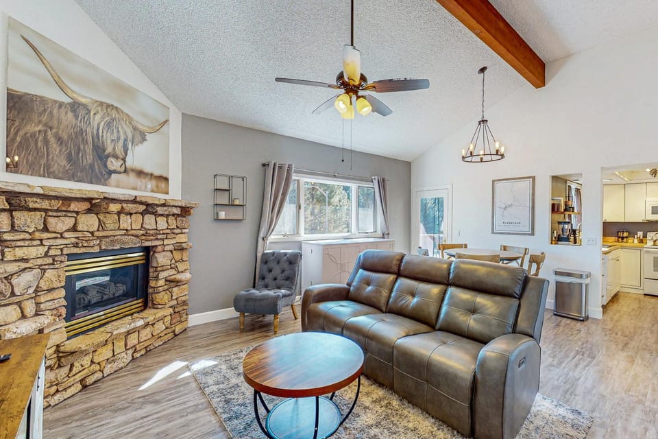 Near Hiking & Biking! Flagstaff Condo w/ Grill House in Flagstaff