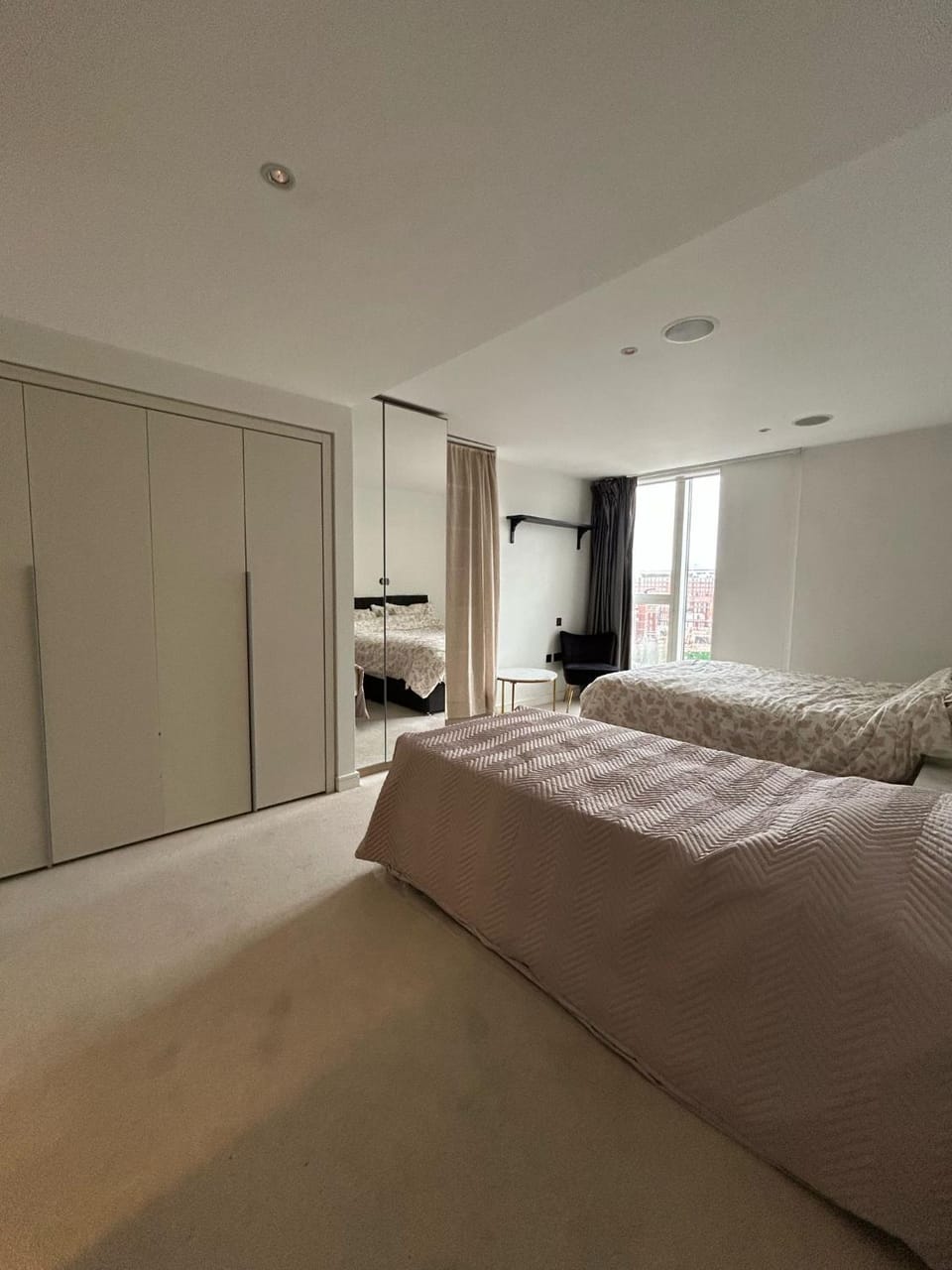 Chelsea Bridge Riverside 3 Bedroom Apt Apartment in City of Westminster