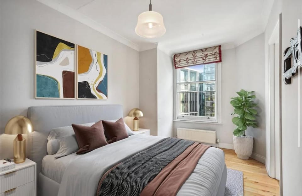 Chelsea Bridge Riverside 3 Bedroom Apt Apartment in City of Westminster