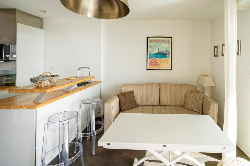 Property building, Living room
