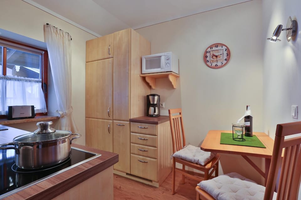 Gästehaus Alexandra Apartment in Schönau am Königssee