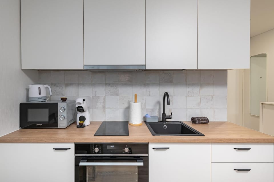 Coffee/tea facilities, Kitchen or kitchenette, pet friendly, stove
