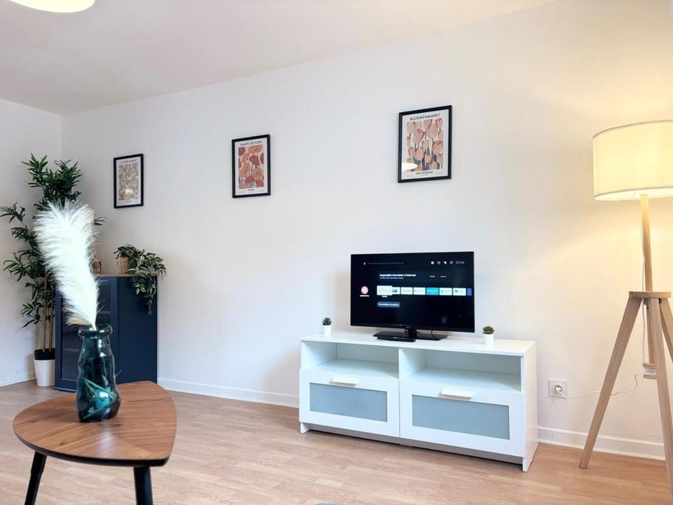 Renovated apartment for 6 guests - Roubaix Apartment in Hauts-de-France