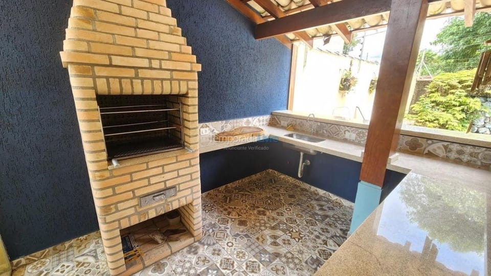 Casa 4 suites A/C Piscina, churrasqueira, Praia da enseada House in State of São Paulo