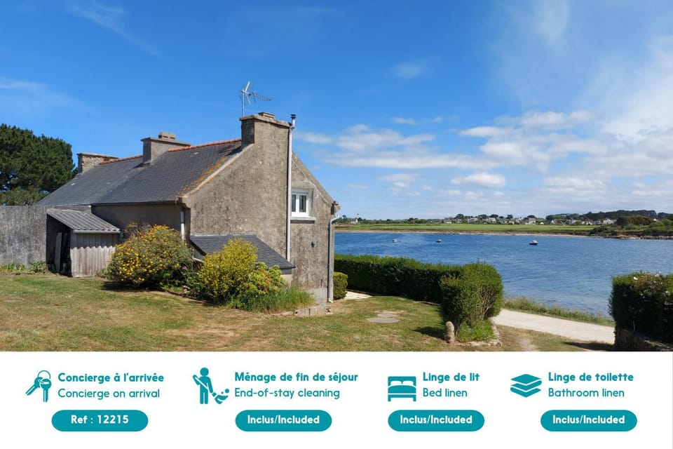 Property building, Facade/entrance, Off site