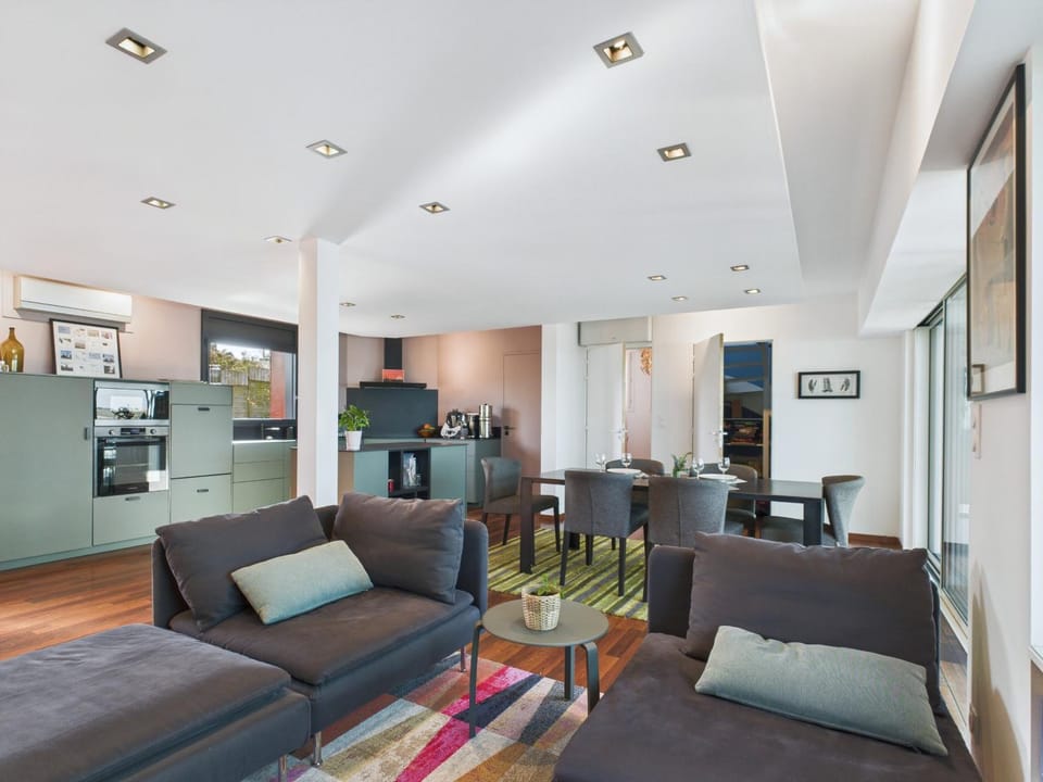 Communal lounge/ TV room, Living room
