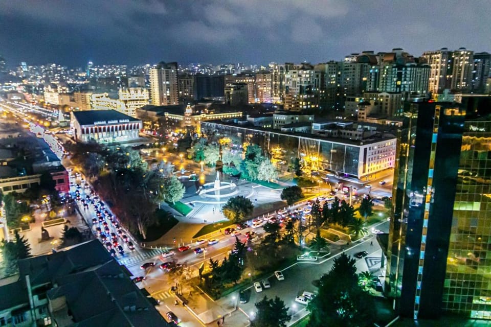 Caspian House Lux Apartment in Baku