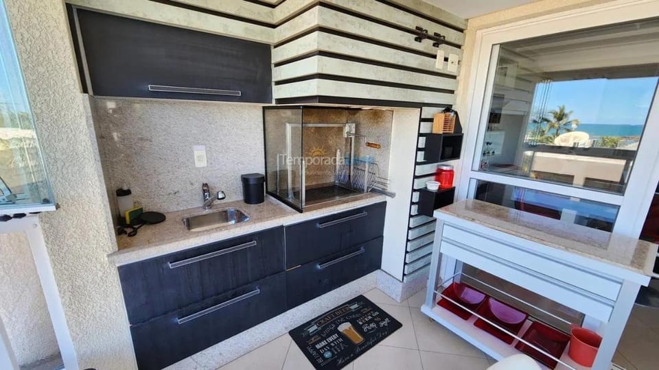 Pitangueiras alto padrão 3 suítes, frente mar, sacada gourmet, lazer Apartment in State of São Paulo