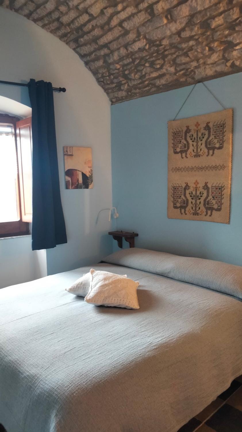 una finestra sui tetti Bed and Breakfast in Bosa