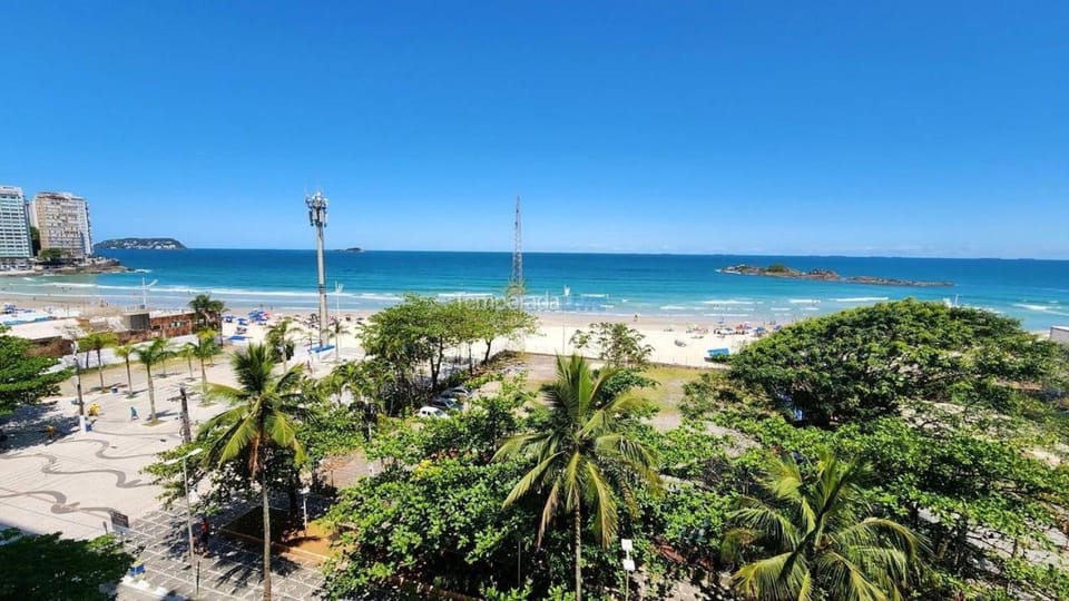 Apto de frente ao mar pitangueiras, 3 suítes, perto de tudo Apartment in State of São Paulo