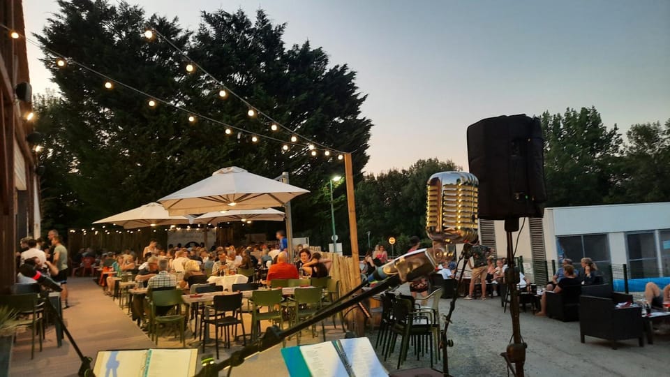 Balcony/Terrace, Lounge or bar, Evening entertainment